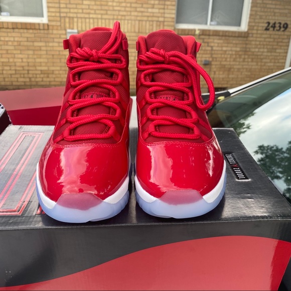 Jordan Retro 11 Win Like 96 Red - Picture 13 of 16